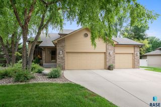3524 S Grace Cir, Sioux Falls, SD 57103