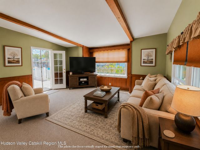 2540 Putnam Street, Schenectady, NY 12304