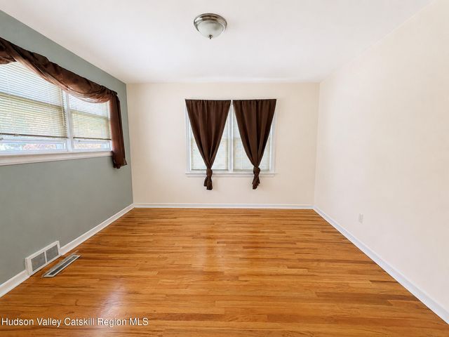 2540 Putnam Street, Schenectady, NY 12304