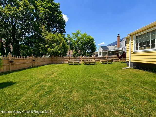 2540 Putnam Street, Schenectady, NY 12304