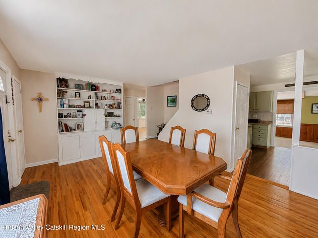 2540 Putnam Street, Schenectady, NY 12304
