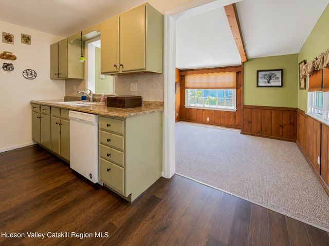 2540 Putnam Street, Schenectady, NY 12304