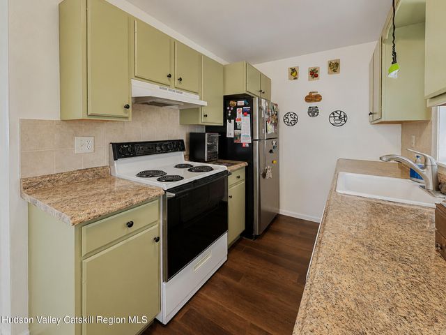 2540 Putnam Street, Schenectady, NY 12304