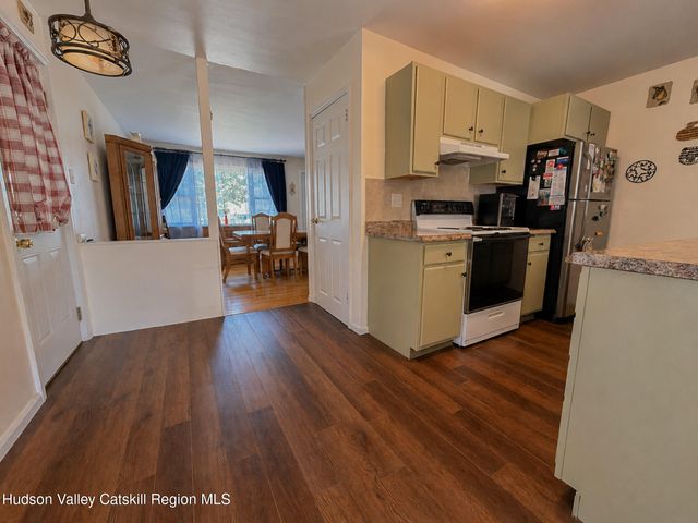 2540 Putnam Street, Schenectady, NY 12304
