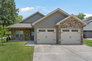 100 Weston Dr, Cookeville, TN 38506