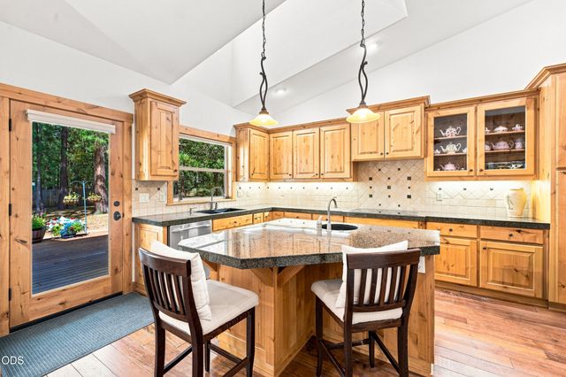 52073 White Fir, La Pine, OR 97739