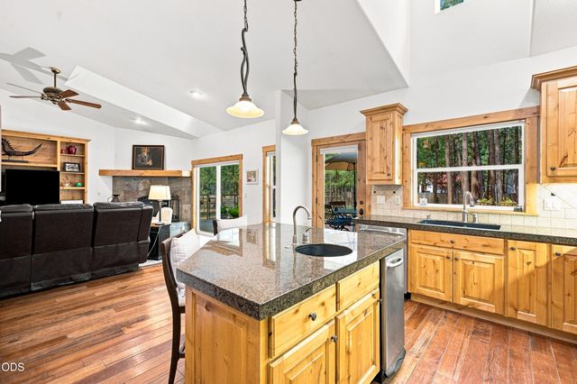 52073 White Fir, La Pine, OR 97739