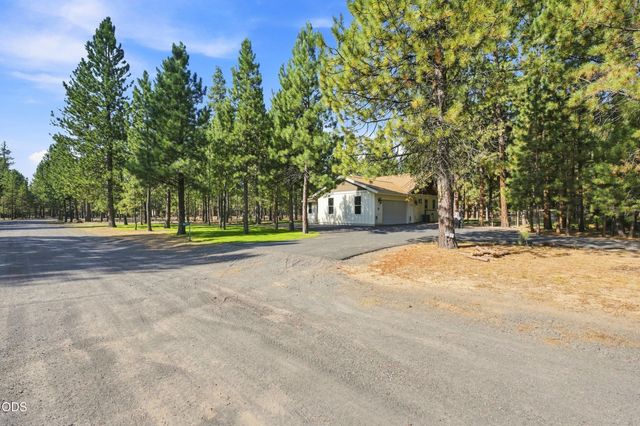 52073 White Fir, La Pine, OR 97739