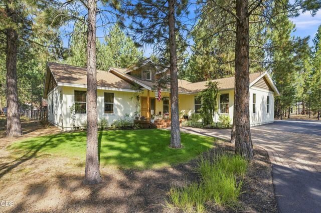 52073 White Fir, La Pine, OR 97739