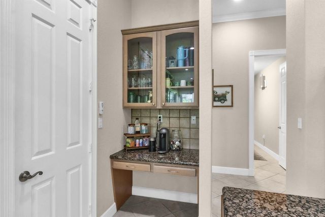 5730 NW 66th Way, Parkland, FL 33067