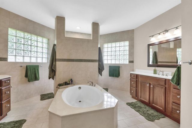 5730 NW 66th Way, Parkland, FL 33067