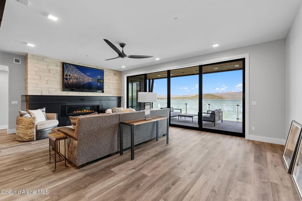 802 Sandpoint Ave, #8202, Sandpoint, ID 83864 photo 4