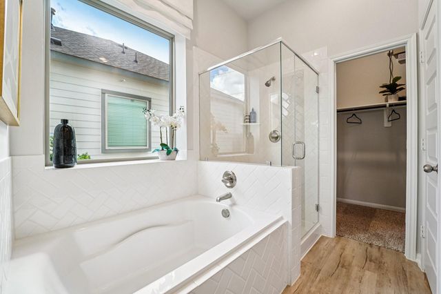 3042 Arrowwood Drive, Brookshire, TX 77423