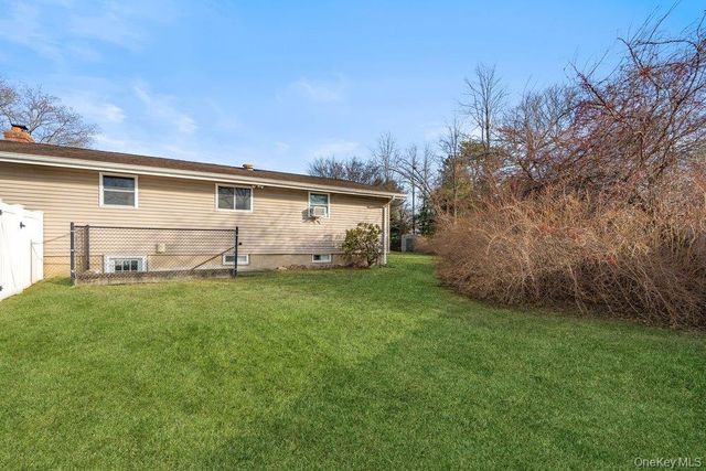 11 Cedar Crest Drive, Dix Hills, NY 11746