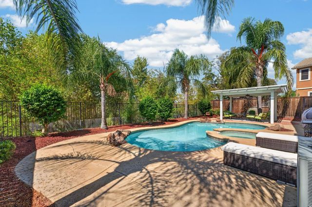 2468 Granite Park Dr, Lincoln, CA 95648