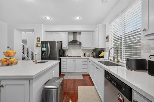 2468 Granite Park Dr, Lincoln, CA 95648