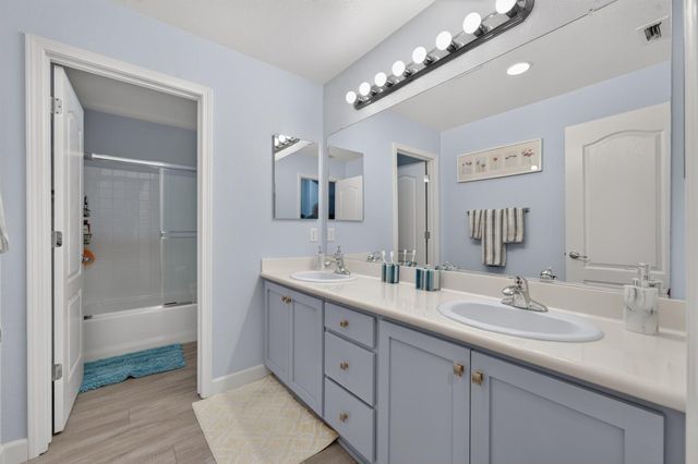 2468 Granite Park Dr, Lincoln, CA 95648