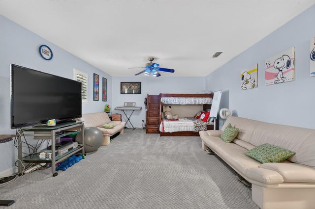 2468 Granite Park Dr, Lincoln, CA 95648