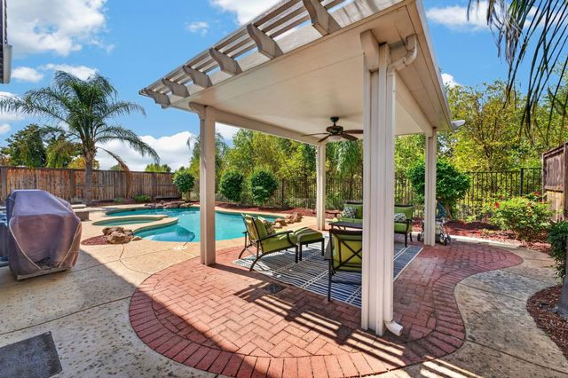 2468 Granite Park Dr, Lincoln, CA 95648