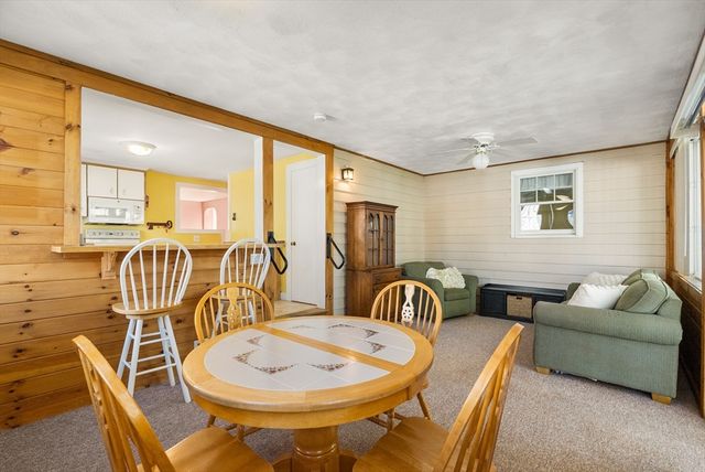67 Colonial Ave, Lynn, MA 01904