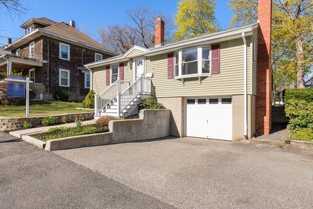 67 Colonial Ave, Lynn, MA 01904