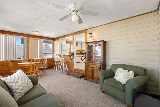 67 Colonial Ave, Lynn, MA 01904