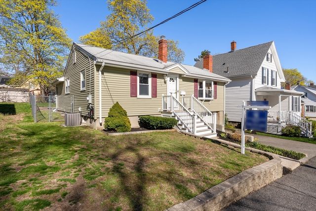 67 Colonial Ave, Lynn, MA 01904