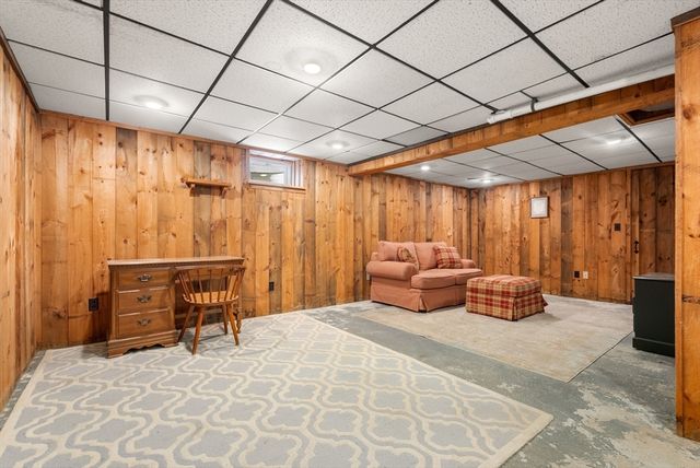 67 Colonial Ave, Lynn, MA 01904