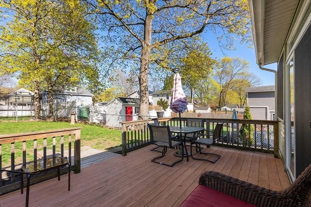 67 Colonial Ave, Lynn, MA 01904