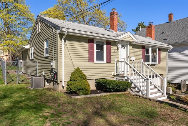67 Colonial Ave, Lynn, MA 01904