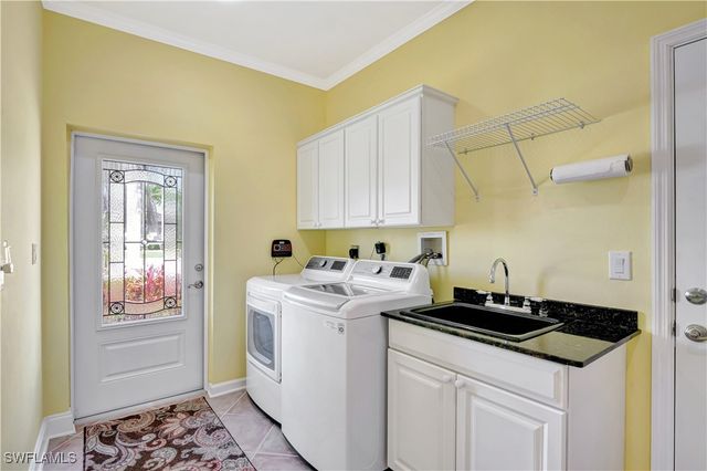 4402 SW 12th PL, Cape Coral, FL 33914