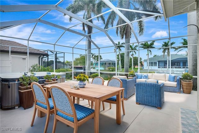 4402 SW 12th PL, Cape Coral, FL 33914