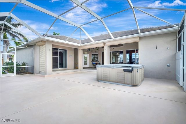 4402 SW 12th PL, Cape Coral, FL 33914