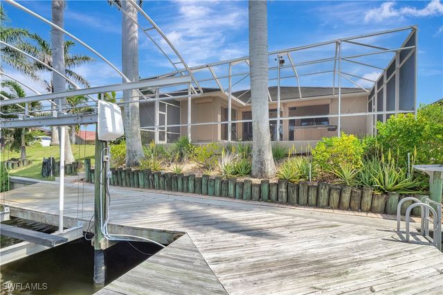 4402 SW 12th PL, Cape Coral, FL 33914