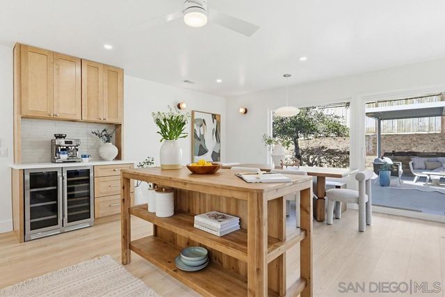 282 Sharp Place, Encinitas, CA 92024