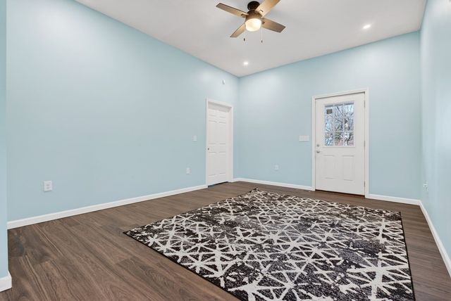 317 E 17th St, Hopkinsville, KY 42240