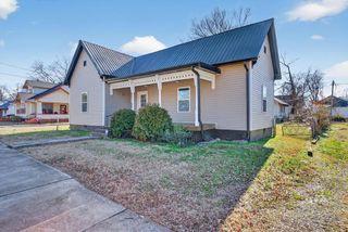 317 E 17th St, Hopkinsville, KY 42240