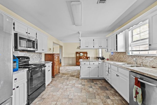 1017 Highland Blvd, Cabot, AR 72023