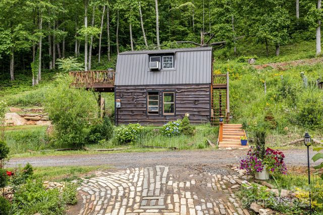 43 Dillingham Estates Trail, Swannanoa, NC 28778