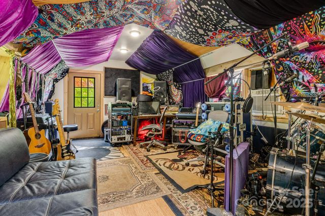 43 Dillingham Estates Trail, Swannanoa, NC 28778