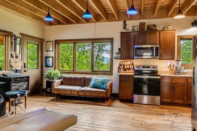 43 Dillingham Estates Trail, Swannanoa, NC 28778