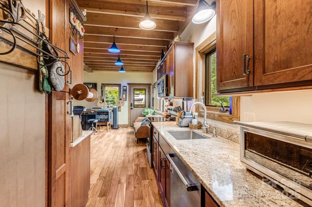 43 Dillingham Estates Trail, Swannanoa, NC 28778