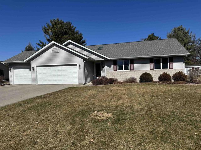 2070 Cobblestone Court, Beloit, WI 53511