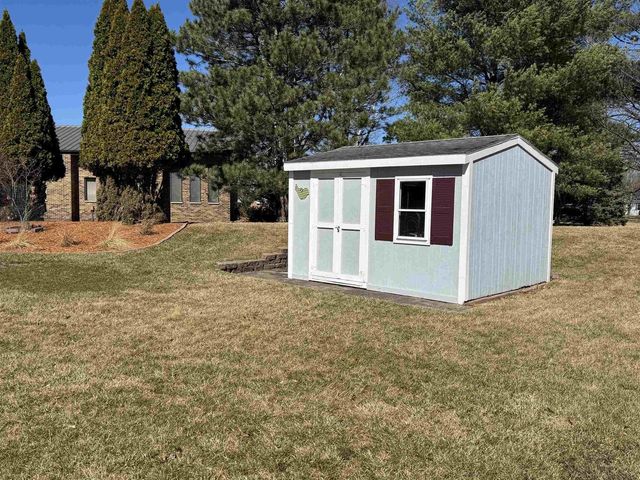 2070 Cobblestone Court, Beloit, WI 53511