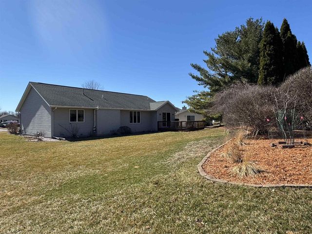 2070 Cobblestone Court, Beloit, WI 53511