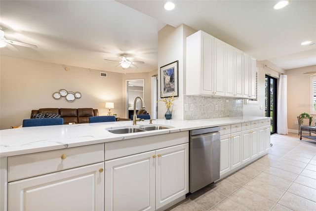 24367 BALTIC AVENUE 202, Punta Gorda, FL 33955