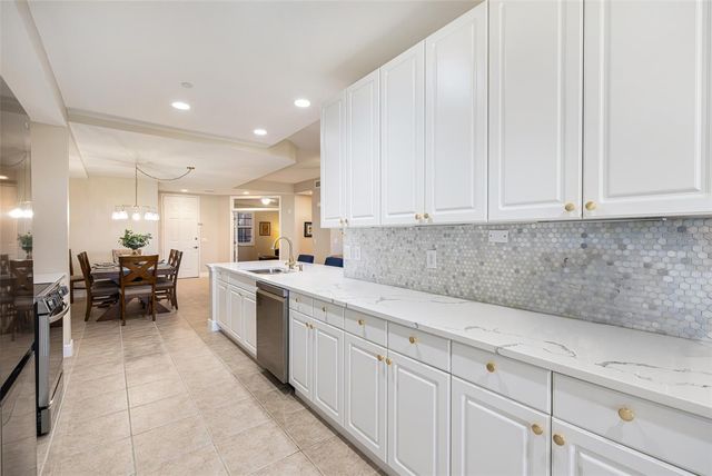 24367 BALTIC AVENUE 202, Punta Gorda, FL 33955