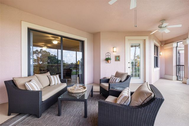 24367 BALTIC AVENUE 202, Punta Gorda, FL 33955