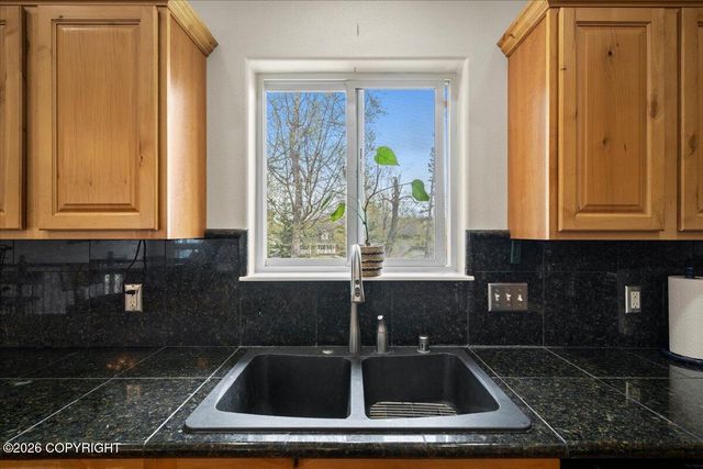 2375 N Comanche Trail, Palmer, AK 99645