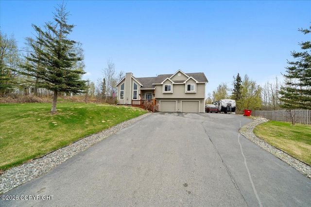 2375 N Comanche Trail, Palmer, AK 99645